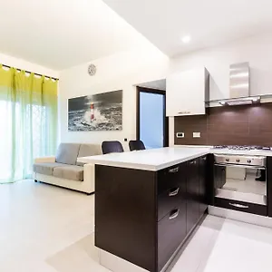 A Due Passi Dal Mare Apartament